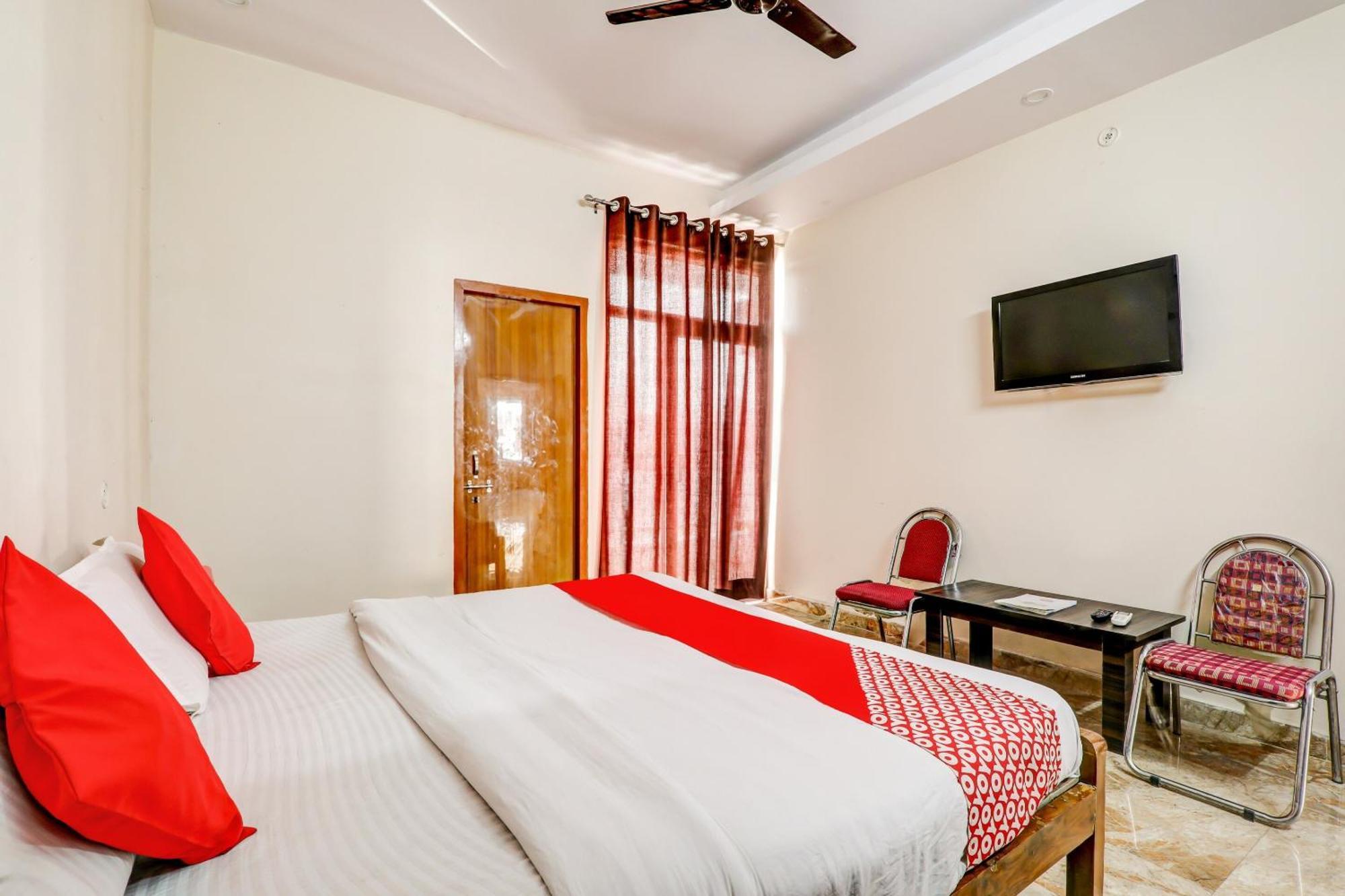 Hotel Oyo Flagship Raghuvar Palace Lucknow Exterior foto